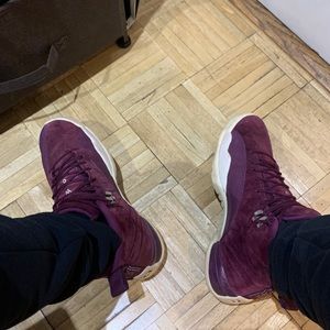 Jordan 12 Bordeaux